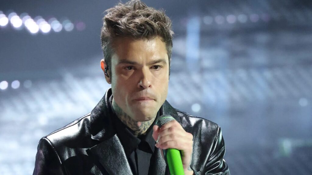 Fedez con Bella Stronza rivela un falso pentimento