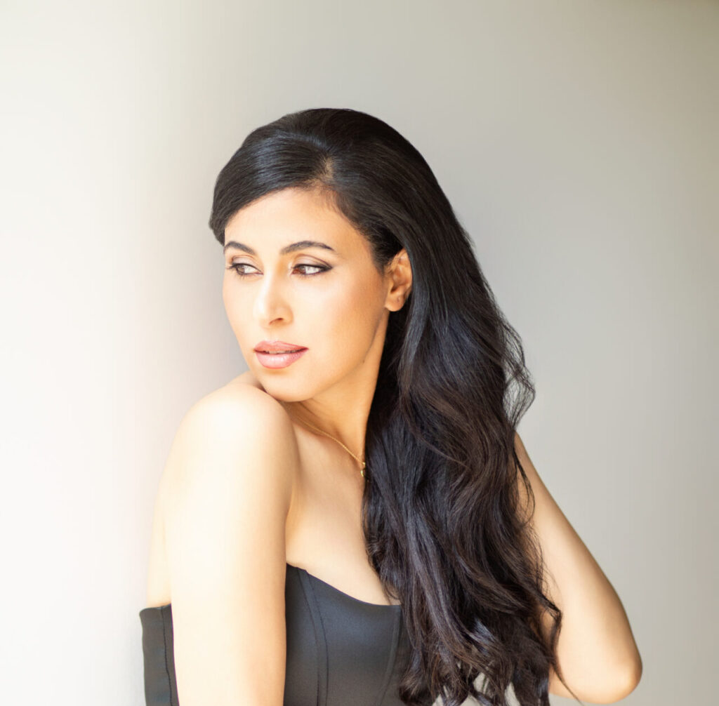 Amira