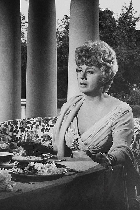 Shelley Winters in The Mad Room