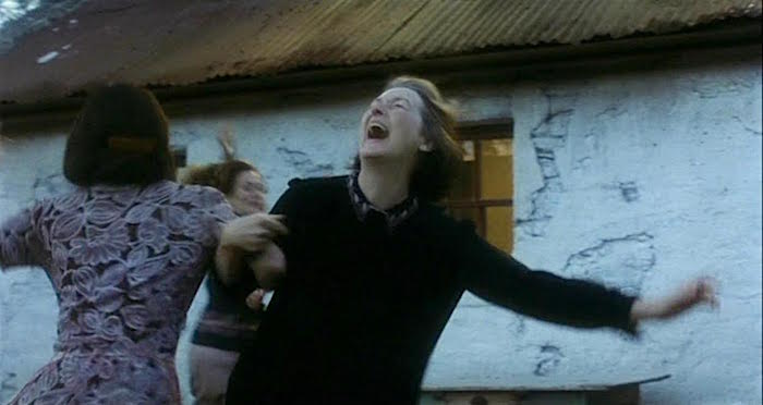 Una scena del film Ballando a Lughnasa